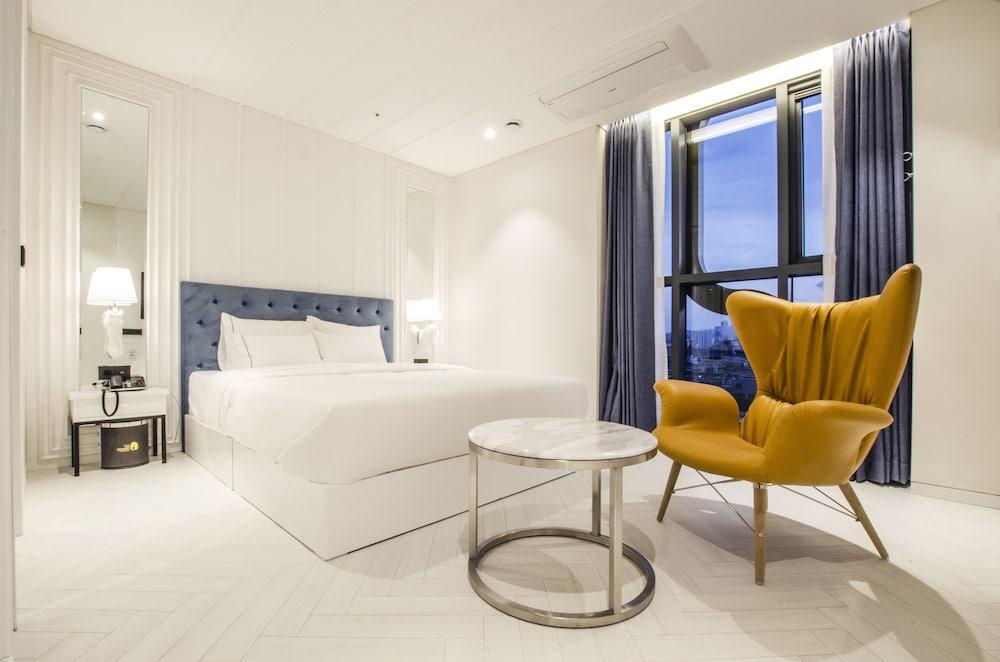 Hotel Hotel The Designers Kondae 3*