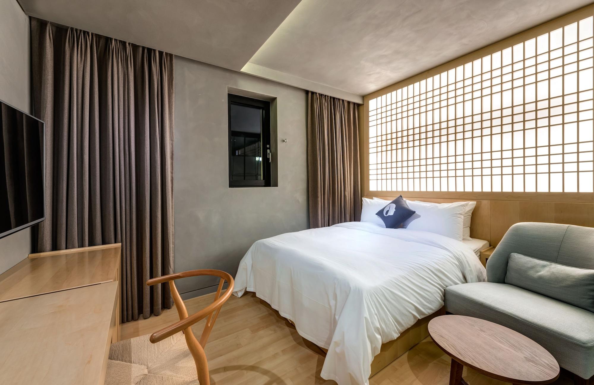 Hotel The Designers Kondae 3* Seoul