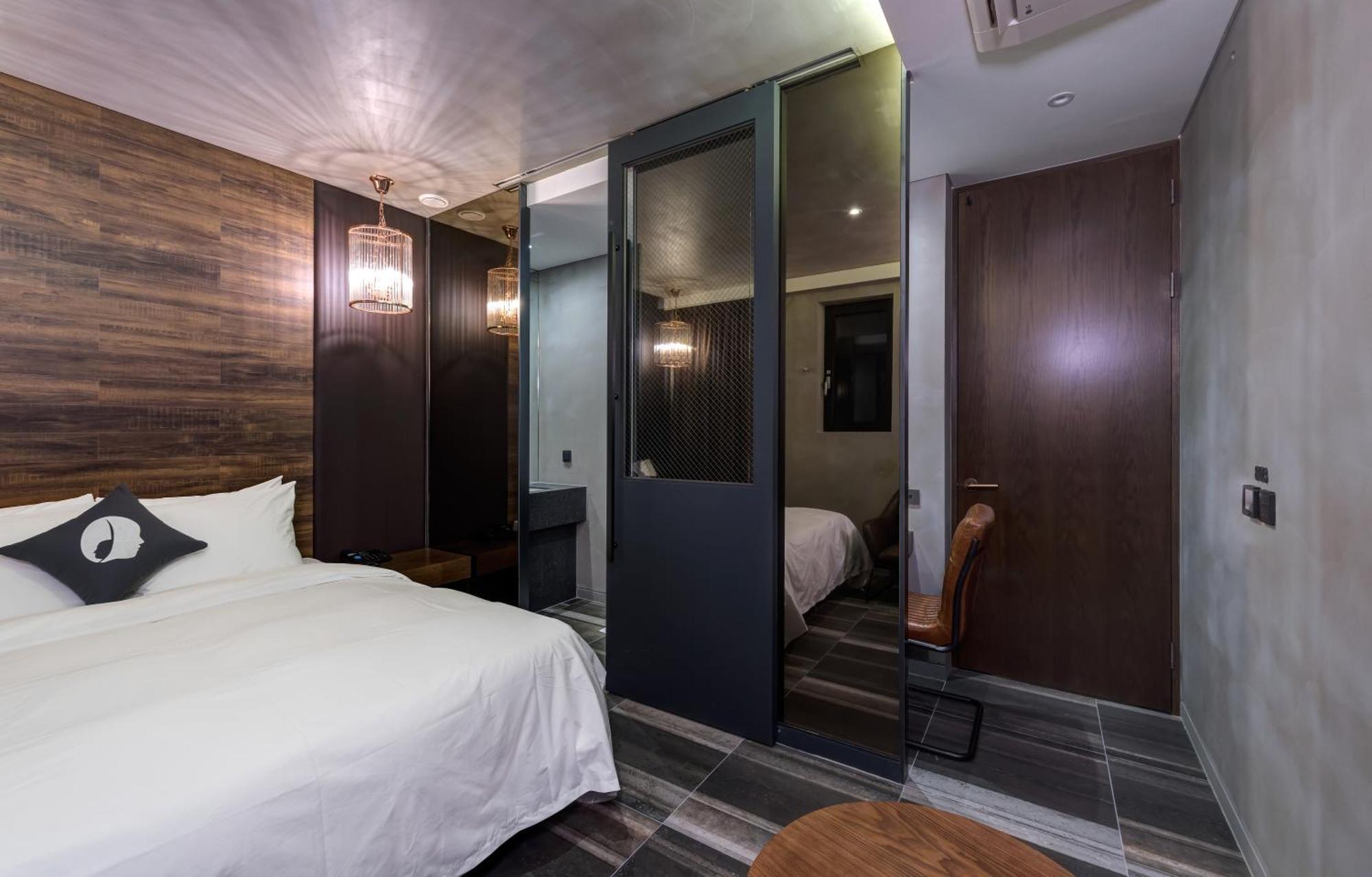 Hotel The Designers Kondae 3* Seoul